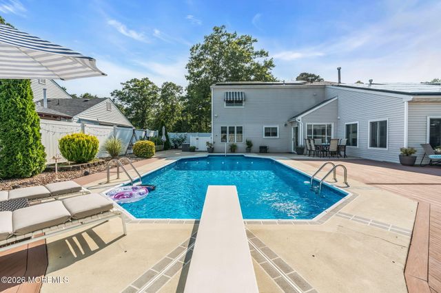 1145 Frontage Road, Toms River, NJ 08753