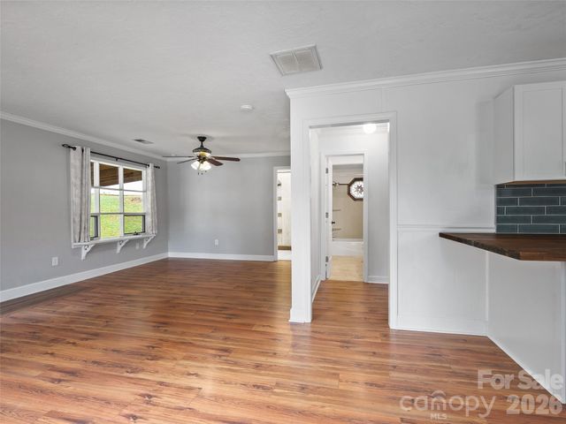 151 Meadow Street, Waynesville, NC 28786