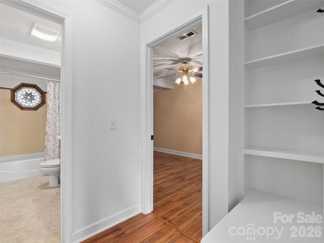 151 Meadow Street, Waynesville, NC 28786