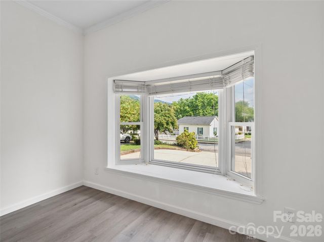 151 Meadow Street, Waynesville, NC 28786