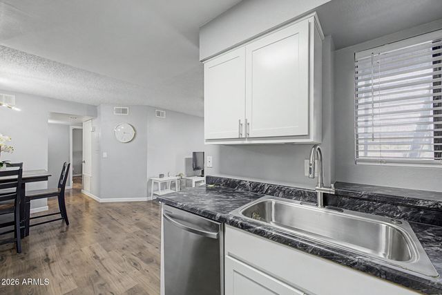 533 W GUADALUPE Road 1067, Mesa, AZ 85210