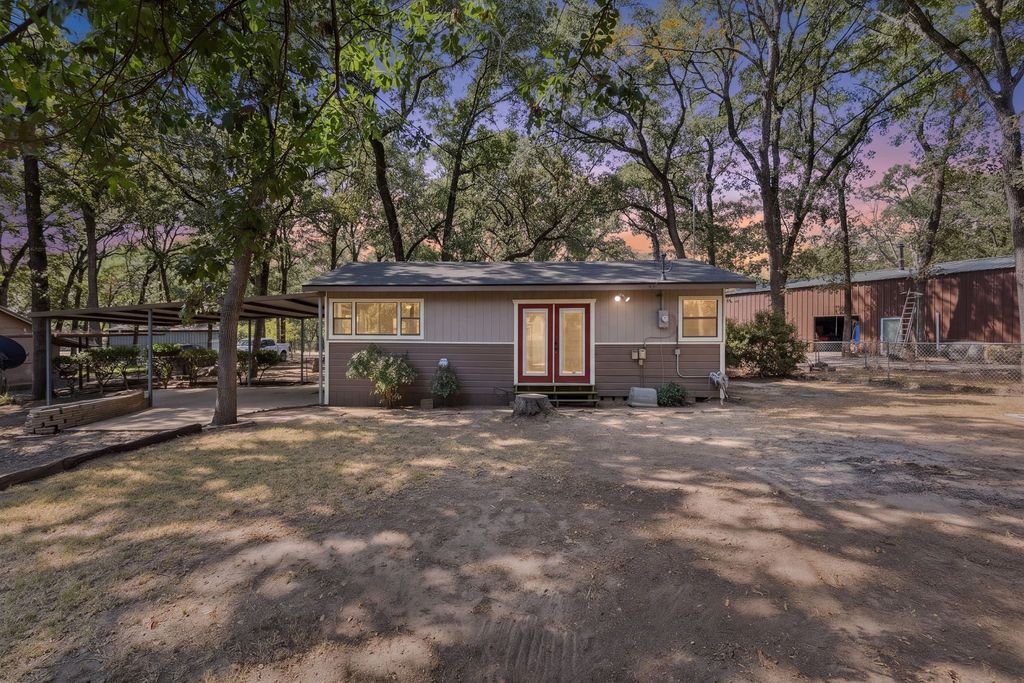 7160 County Road 3516, Quinlan, TX 75474