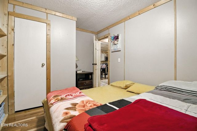 810 Layman Drive, Dandridge, TN 37725