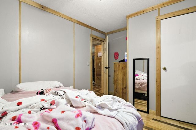 810 Layman Drive, Dandridge, TN 37725