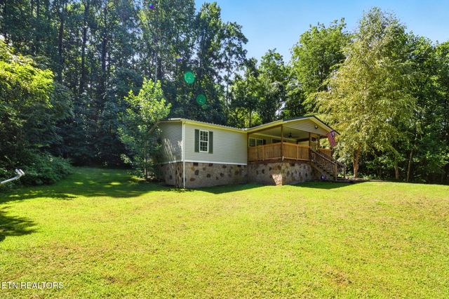 810 Layman Drive, Dandridge, TN 37725