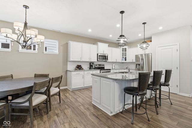 17275 Dovehouse Lane, Westfield, IN 46074