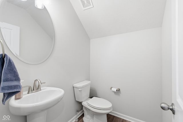 17275 Dovehouse Lane, Westfield, IN 46074