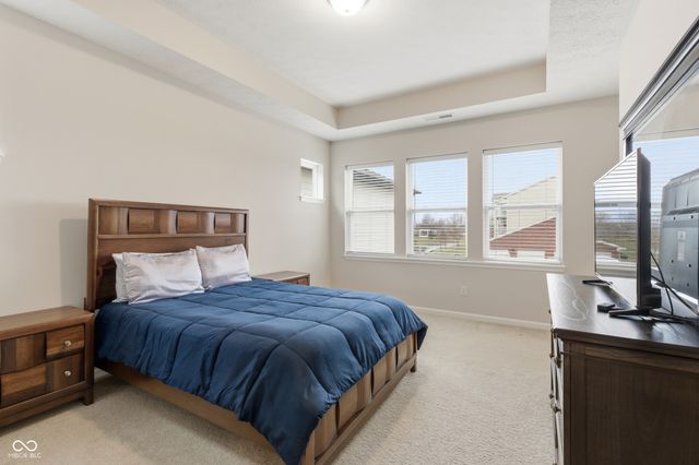 17275 Dovehouse Lane, Westfield, IN 46074