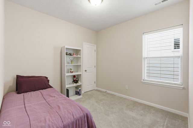 17275 Dovehouse Lane, Westfield, IN 46074