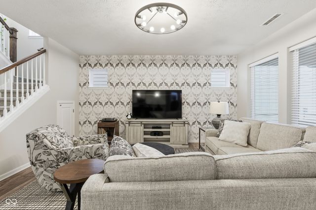 17275 Dovehouse Lane, Westfield, IN 46074