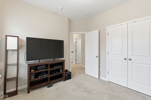 17275 Dovehouse Lane, Westfield, IN 46074