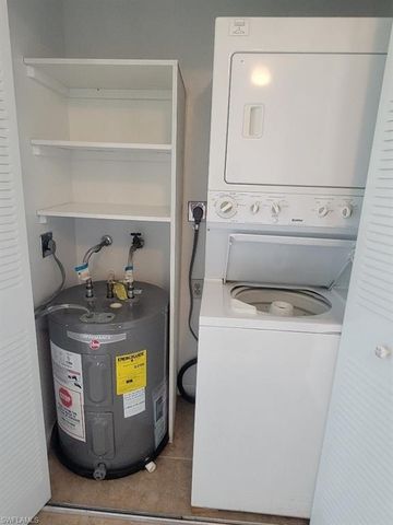 37 Desert Candle CIR, Lehigh Acres, FL 33936