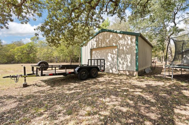 6528 County Road 401, Grandview, TX 76050