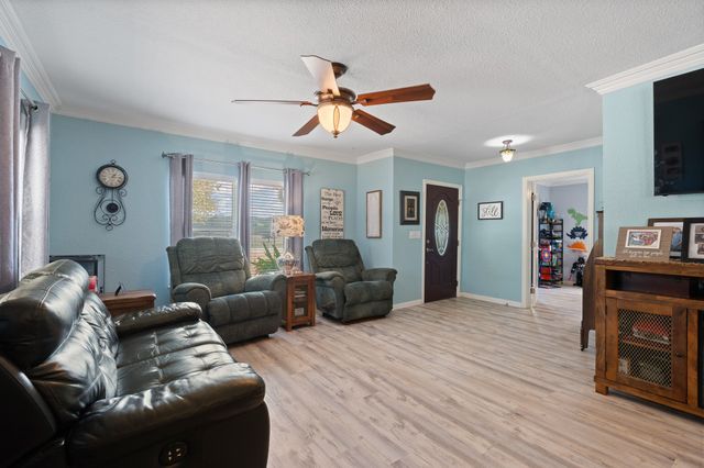 6528 County Road 401, Grandview, TX 76050