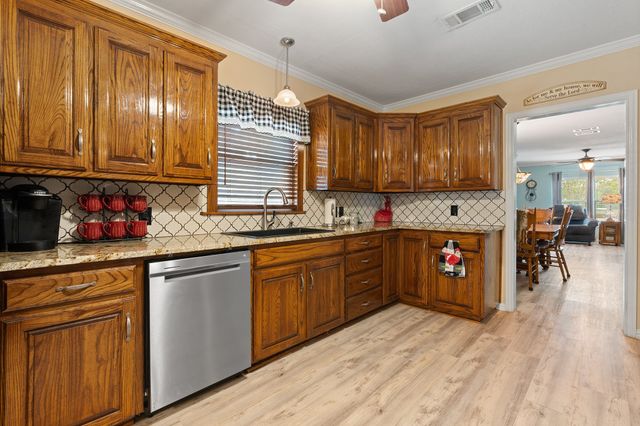 6528 County Road 401, Grandview, TX 76050