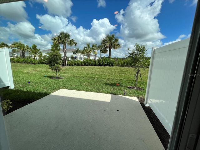 8500 LUNAR SKYE STREET, Sarasota, FL 34241