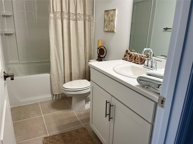 8500 LUNAR SKYE STREET, Sarasota, FL 34241