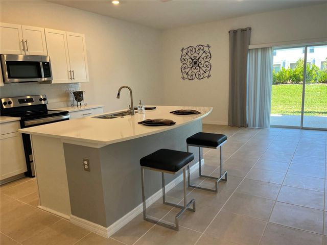 8500 LUNAR SKYE STREET, Sarasota, FL 34241