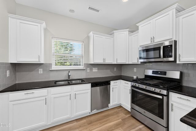 432 Windy Peak Loop, Cary, NC 27519
