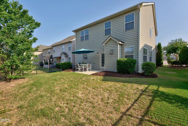 432 Windy Peak Loop, Cary, NC 27519
