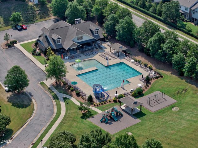 432 Windy Peak Loop, Cary, NC 27519
