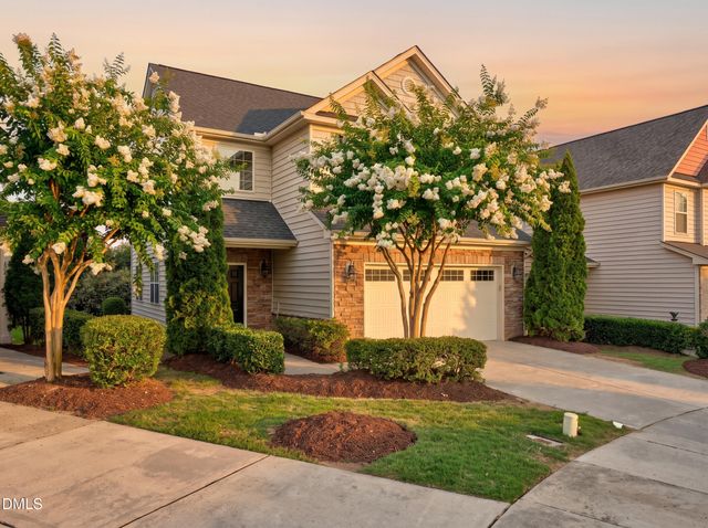432 Windy Peak Loop, Cary, NC 27519