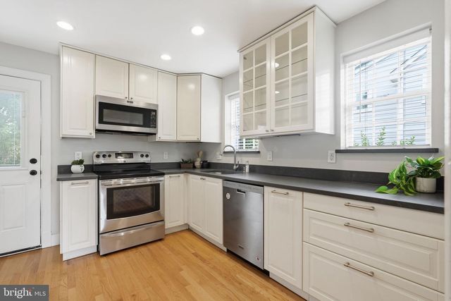 6524 27TH ST N, Arlington, VA 22213
