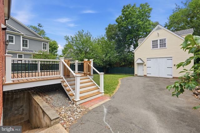 6524 27TH ST N, Arlington, VA 22213