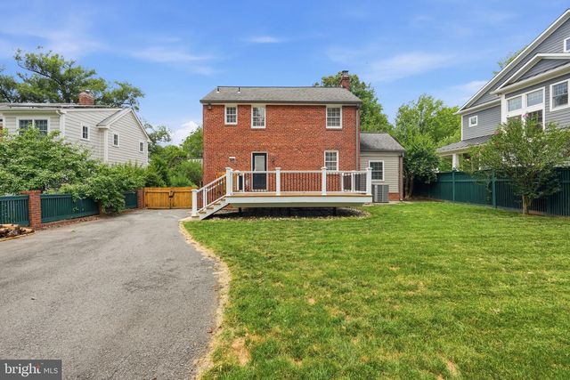 6524 27TH ST N, Arlington, VA 22213