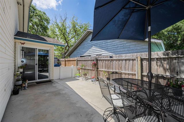2907 WHISPERING DRIVE N, Largo, FL 33771
