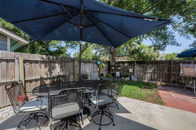2907 WHISPERING DRIVE N, Largo, FL 33771