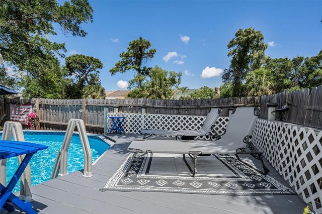 2907 WHISPERING DRIVE N, Largo, FL 33771