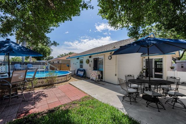 2907 WHISPERING DRIVE N, Largo, FL 33771