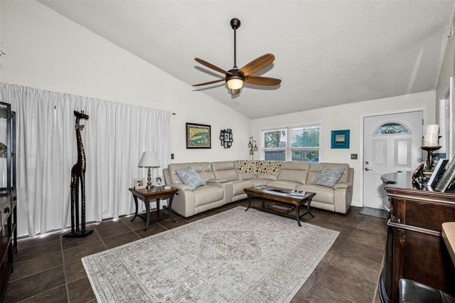 2907 WHISPERING DRIVE N, Largo, FL 33771