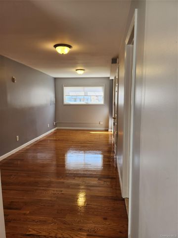 14969 257th Street 1 floor, Rosedale, NY 11422