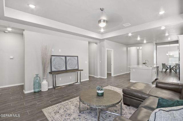 708 Paseo Campanero Street, El Paso, TX 79928