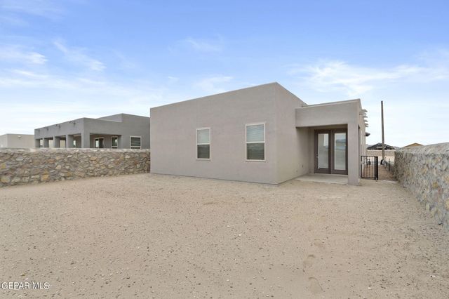 708 Paseo Campanero Street, El Paso, TX 79928