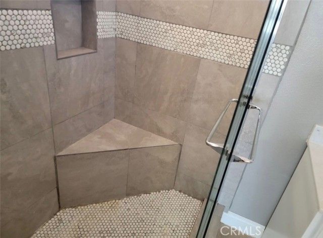 7598 Honeysuckle, Fontana, CA 92336