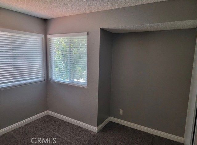 7598 Honeysuckle, Fontana, CA 92336