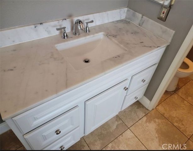 7598 Honeysuckle, Fontana, CA 92336