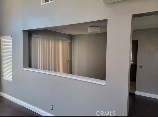 7598 Honeysuckle, Fontana, CA 92336