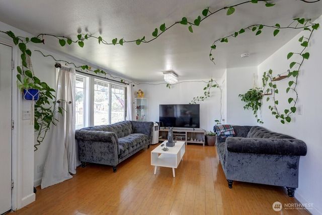 1010 D Street SE, Auburn, WA 98002
