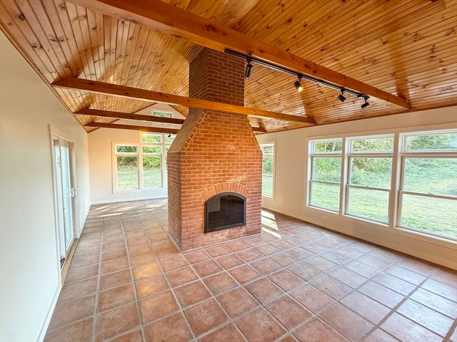 132 Meadow Rd, Montague, MA 01351