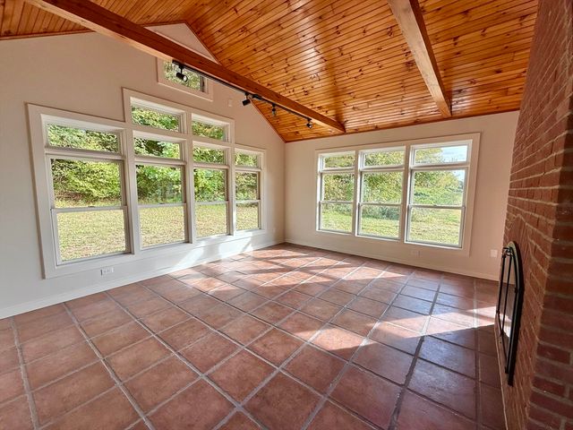 132 Meadow Rd, Montague, MA 01351