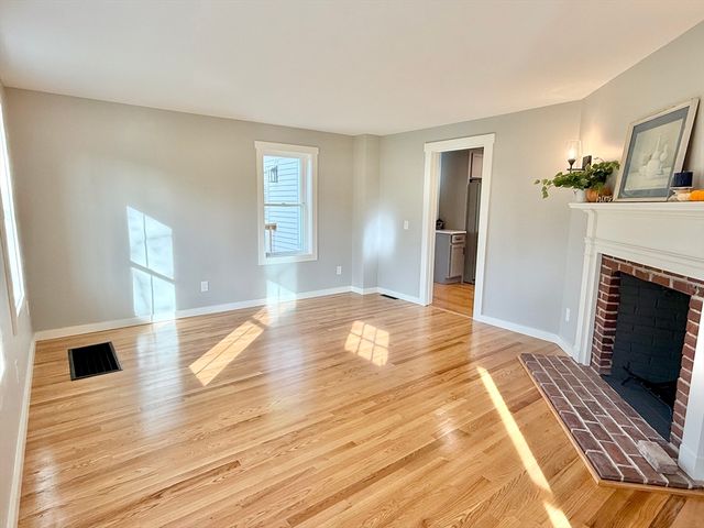 132 Meadow Rd, Montague, MA 01351