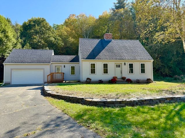 132 Meadow Rd, Montague, MA 01351