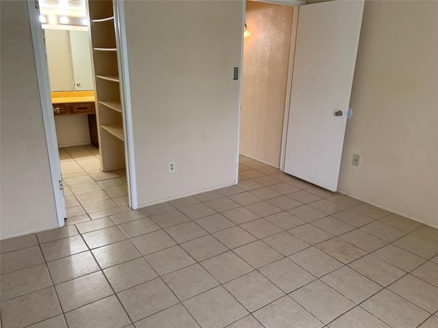 5613 Hollow Pines Drive, Houston, TX 77049