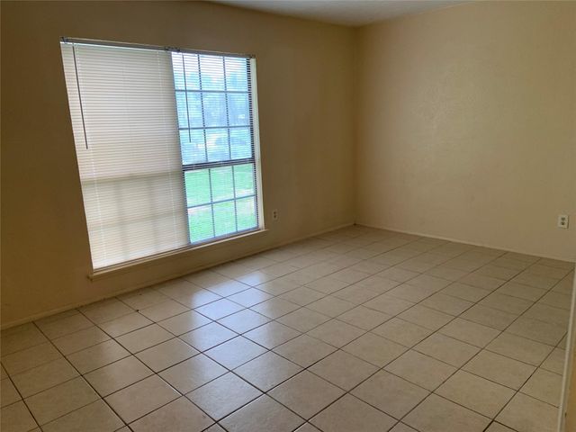 5613 Hollow Pines Drive, Houston, TX 77049