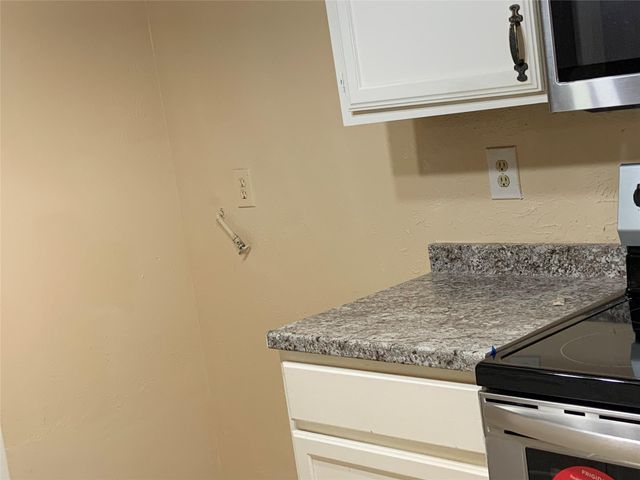 5613 Hollow Pines Drive, Houston, TX 77049