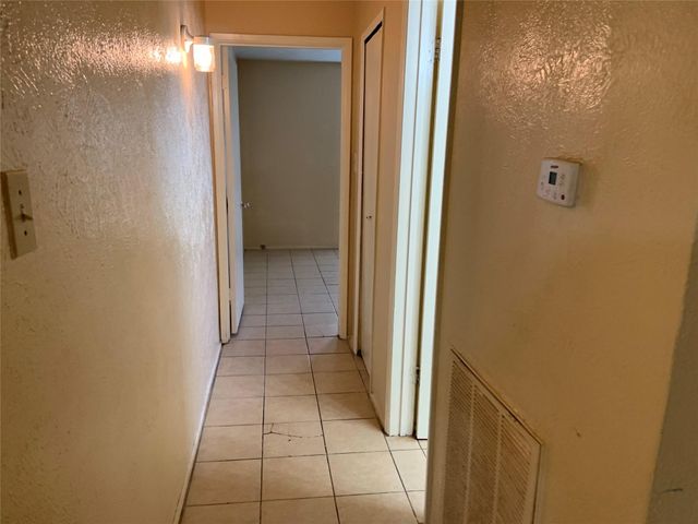 5613 Hollow Pines Drive, Houston, TX 77049